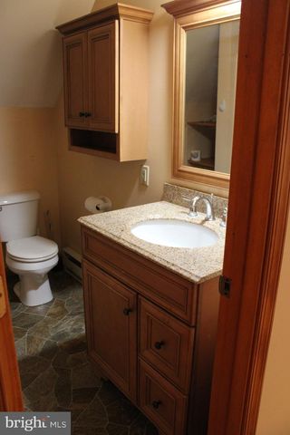 957 BUTLERS CHAPEL RD, Martinsburg, WV 25403