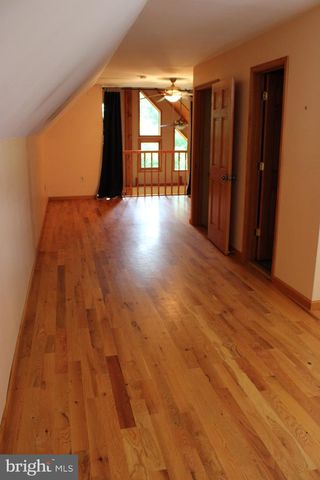 957 BUTLERS CHAPEL RD, Martinsburg, WV 25403
