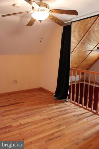 957 BUTLERS CHAPEL RD, Martinsburg, WV 25403