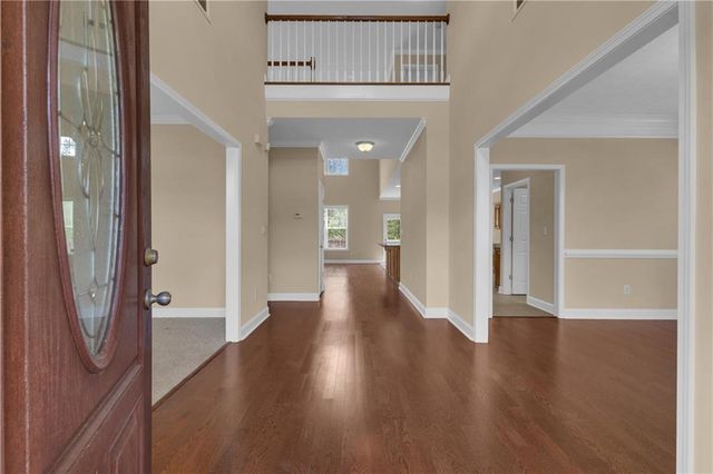 102 Plantation Ct, Lagrange, GA 30240