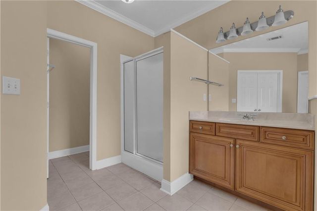 102 Plantation Ct, Lagrange, GA 30240