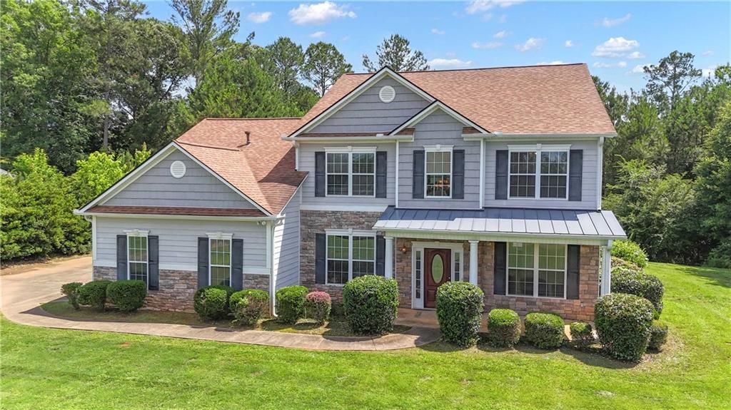 102 Plantation Ct, Lagrange, GA 30240