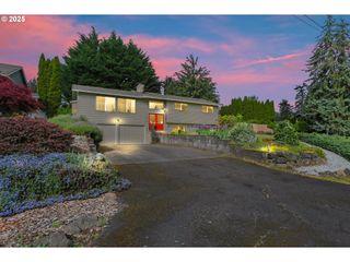 2335 5TH St, Columbia City, OR 97018