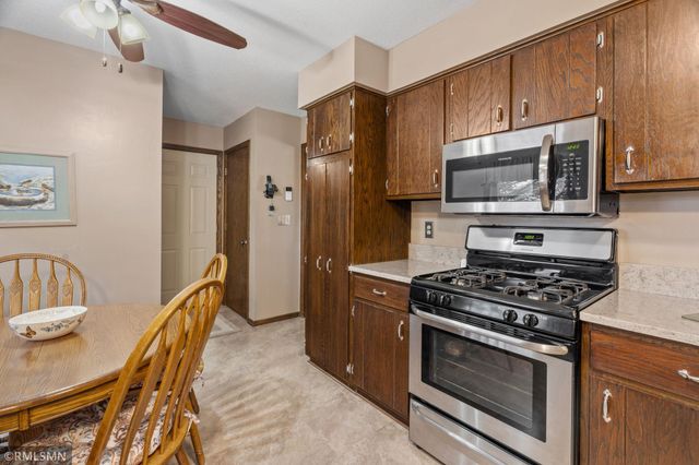 2245 Maple Lane E, Maplewood, MN 55109