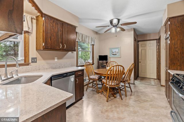 2245 Maple Lane E, Maplewood, MN 55109