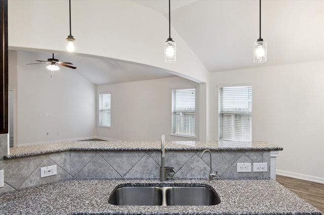 347 Noddy RD, Buda, TX 78610