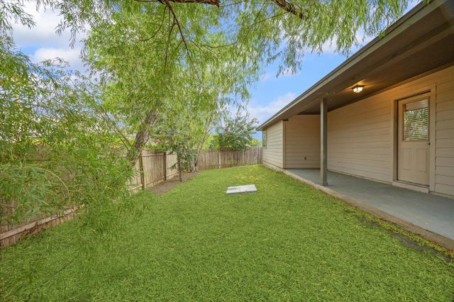 347 Noddy RD, Buda, TX 78610