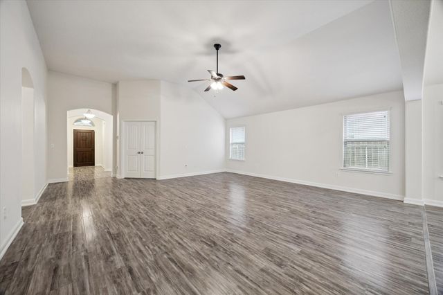 347 Noddy RD, Buda, TX 78610