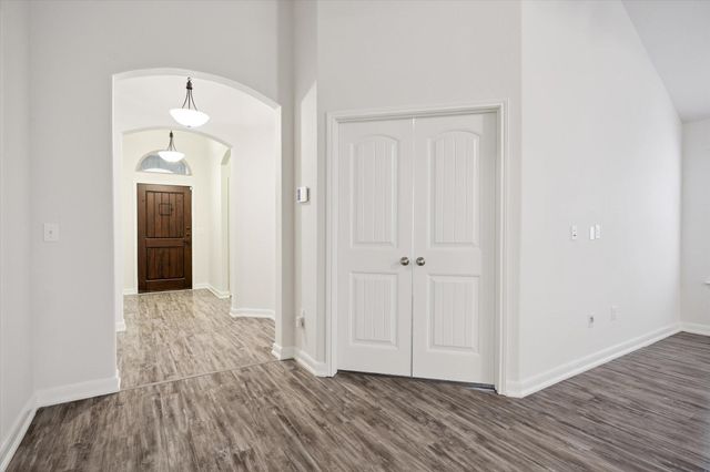 347 Noddy RD, Buda, TX 78610