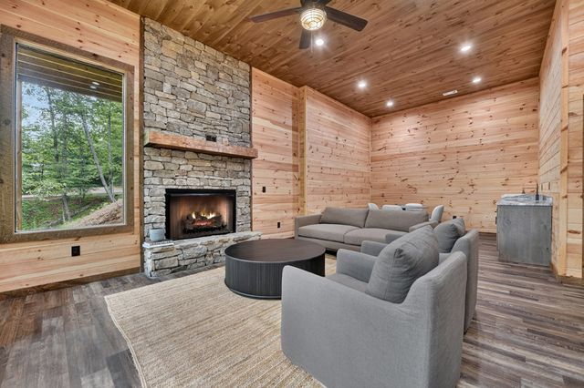 120 Green Ridge Road, Blue Ridge, GA 30513