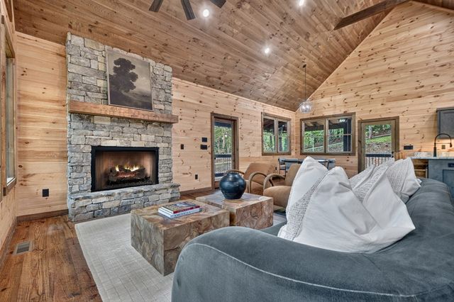 120 Green Ridge Road, Blue Ridge, GA 30513