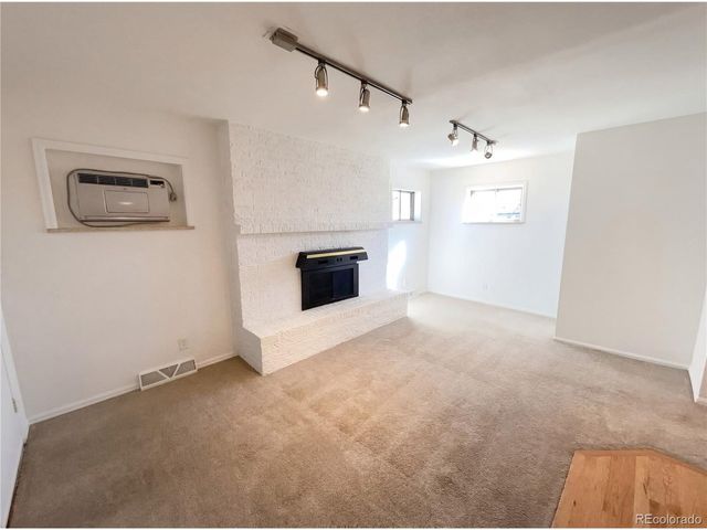 3395 W Saratoga Ave, Englewood, CO 80110