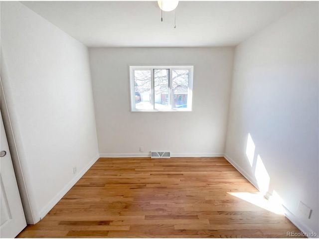 3395 W Saratoga Ave, Englewood, CO 80110