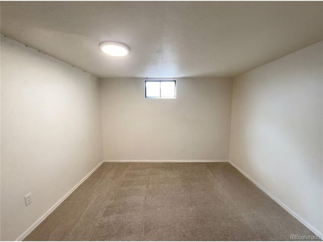 3395 W Saratoga Ave, Englewood, CO 80110