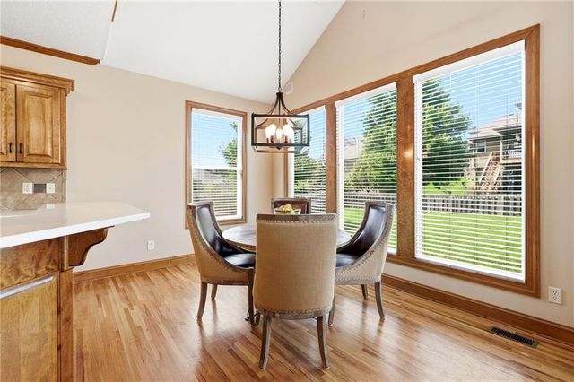 2210 NE 109th Terrace, Kansas City, MO 64155