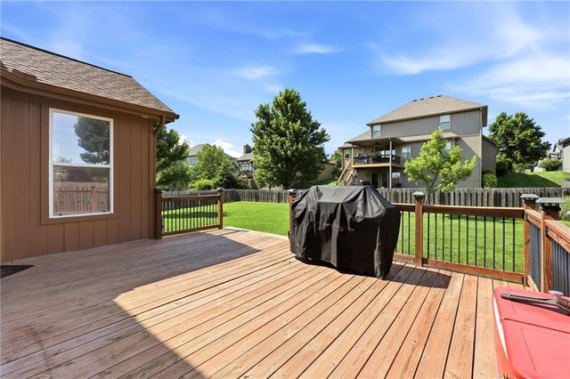 2210 NE 109th Terrace, Kansas City, MO 64155