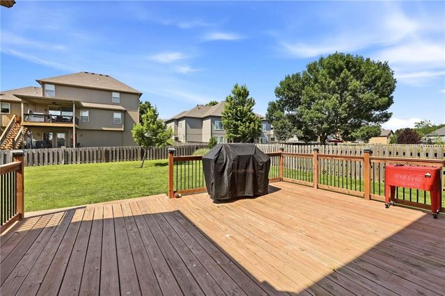 2210 NE 109th Terrace, Kansas City, MO 64155
