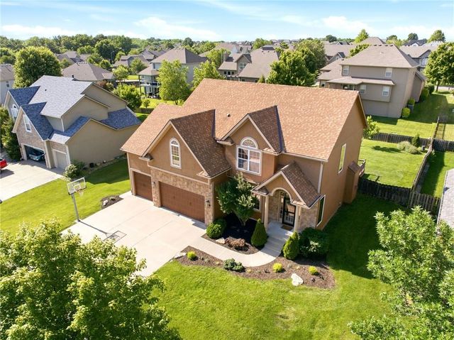 2210 NE 109th Terrace, Kansas City, MO 64155