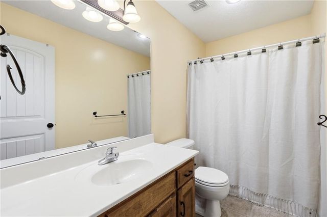 2210 NE 109th Terrace, Kansas City, MO 64155