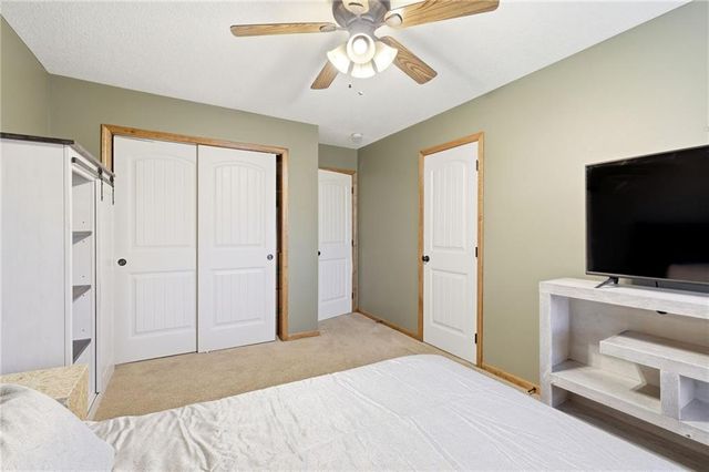 2210 NE 109th Terrace, Kansas City, MO 64155