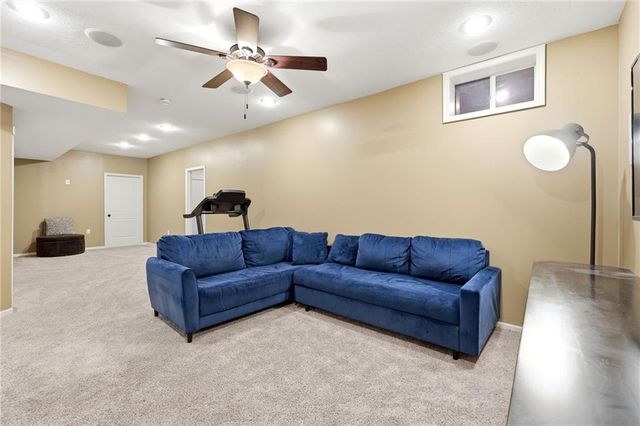 2210 NE 109th Terrace, Kansas City, MO 64155