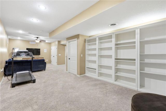 2210 NE 109th Terrace, Kansas City, MO 64155