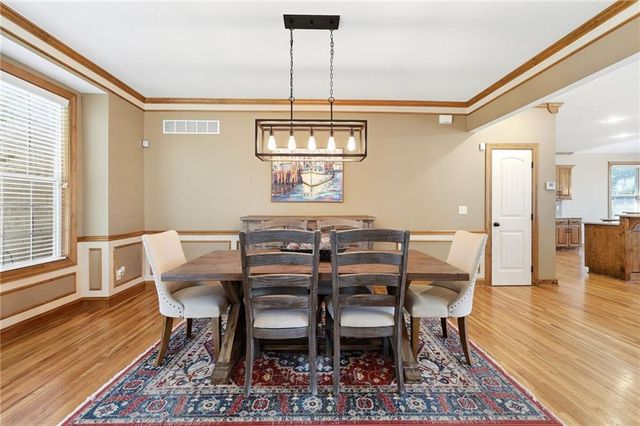 2210 NE 109th Terrace, Kansas City, MO 64155