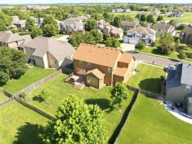 2210 NE 109th Terrace, Kansas City, MO 64155