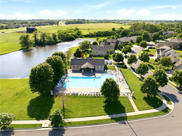 2210 NE 109th Terrace, Kansas City, MO 64155
