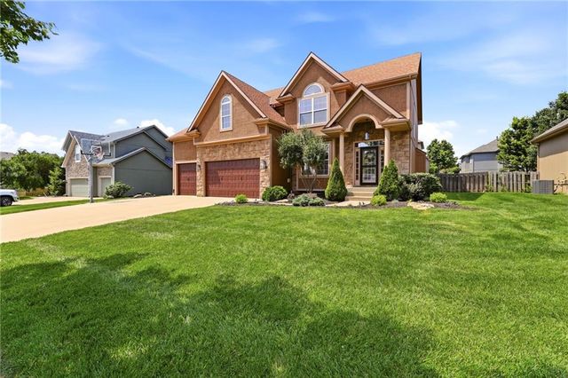 2210 NE 109th Terrace, Kansas City, MO 64155
