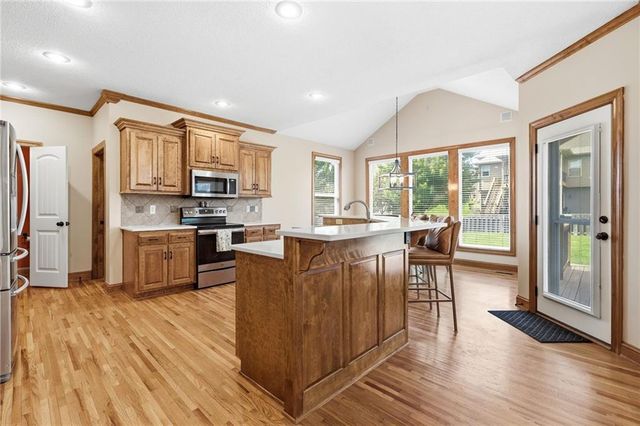 2210 NE 109th Terrace, Kansas City, MO 64155