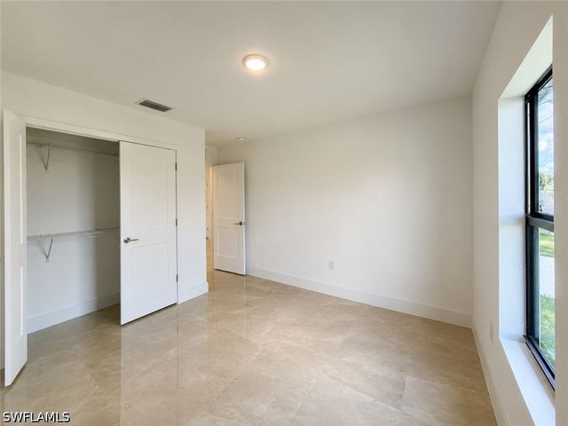 4115 9th ST SW, Lehigh Acres, FL 33976