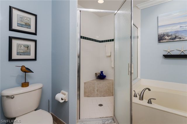 2650 Creek LN 202, Naples, FL 34119