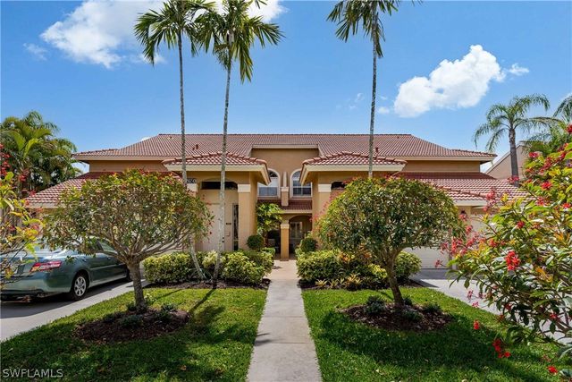 2650 Creek LN 202, Naples, FL 34119