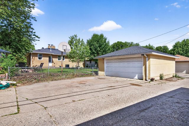 4324 Queen Avenue N, Minneapolis, MN 55412
