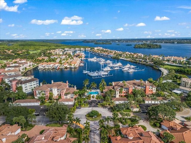 1725 Victoria Cir, Vero Beach, FL 32967