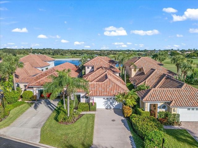 1725 Victoria Cir, Vero Beach, FL 32967