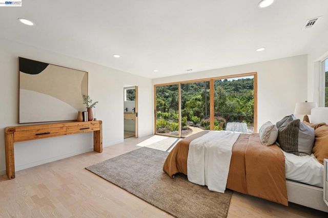 257 Orchard Rd, Orinda, CA 94563