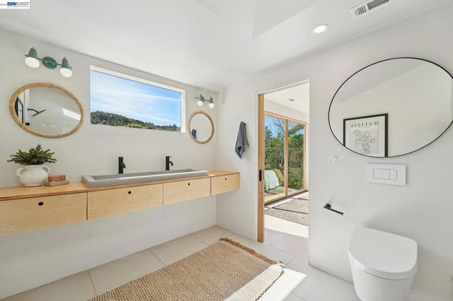 257 Orchard Rd, Orinda, CA 94563