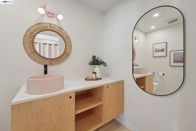 257 Orchard Rd, Orinda, CA 94563