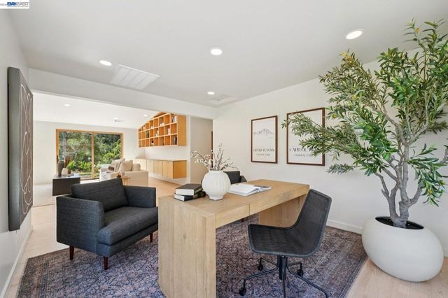 257 Orchard Rd, Orinda, CA 94563