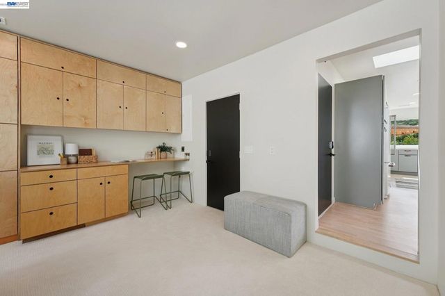 257 Orchard Rd, Orinda, CA 94563