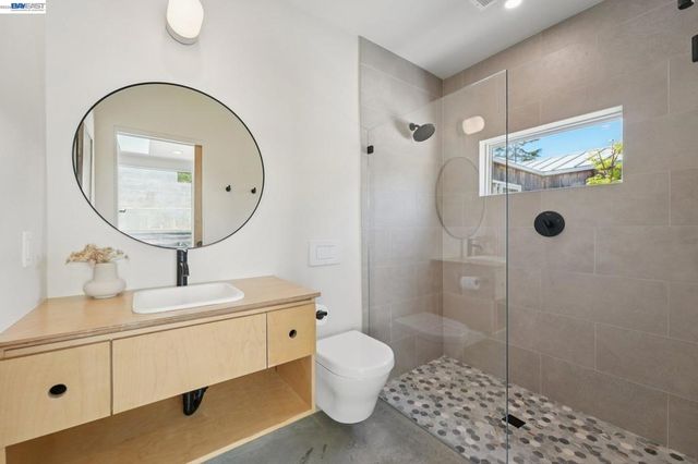 257 Orchard Rd, Orinda, CA 94563