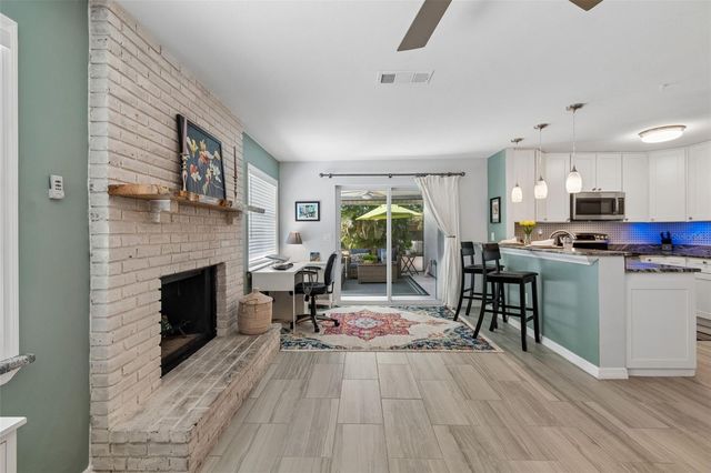4323 PINE MEADOW TERRACE, Sarasota, FL 34233