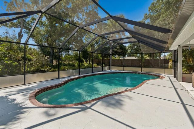 4323 PINE MEADOW TERRACE, Sarasota, FL 34233