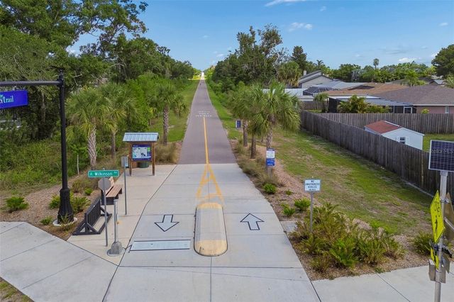 4323 PINE MEADOW TERRACE, Sarasota, FL 34233