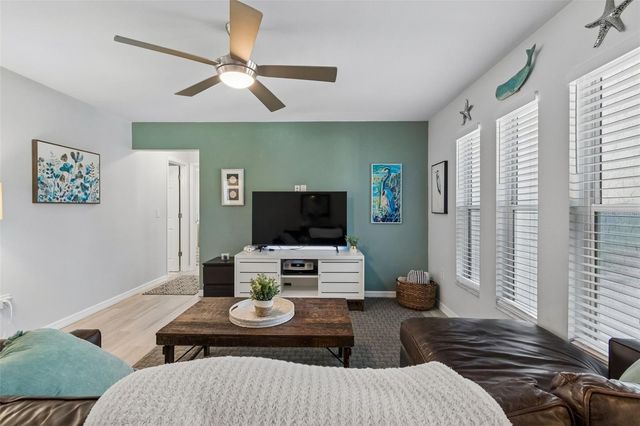4323 PINE MEADOW TERRACE, Sarasota, FL 34233