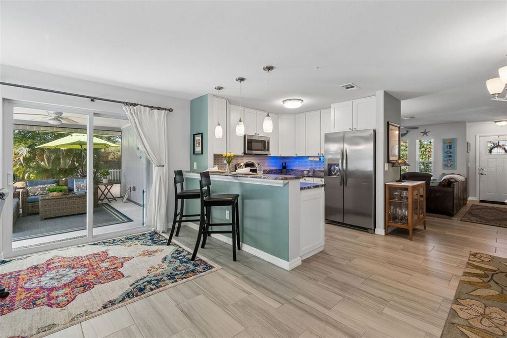 Image 15 of property listing at 4323 PINE MEADOW TERRACE, Sarasota, FL 34233
