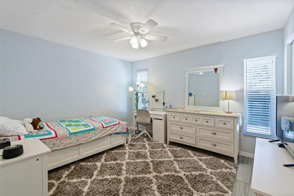 Image 27 of property listing at 4323 PINE MEADOW TERRACE, Sarasota, FL 34233