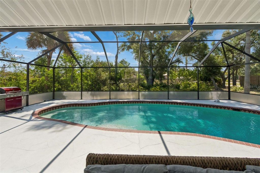 Image 46 of property listing at 4323 PINE MEADOW TERRACE, Sarasota, FL 34233